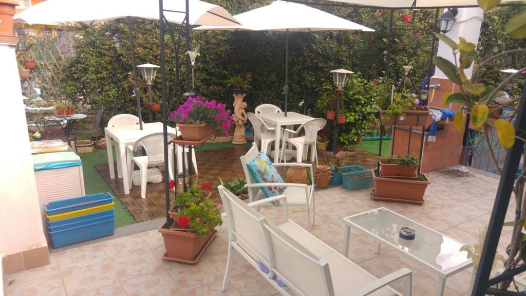 Beb I Delfini Di Casa Paola Bed & Breakfast Mascali Eksteriør bilde