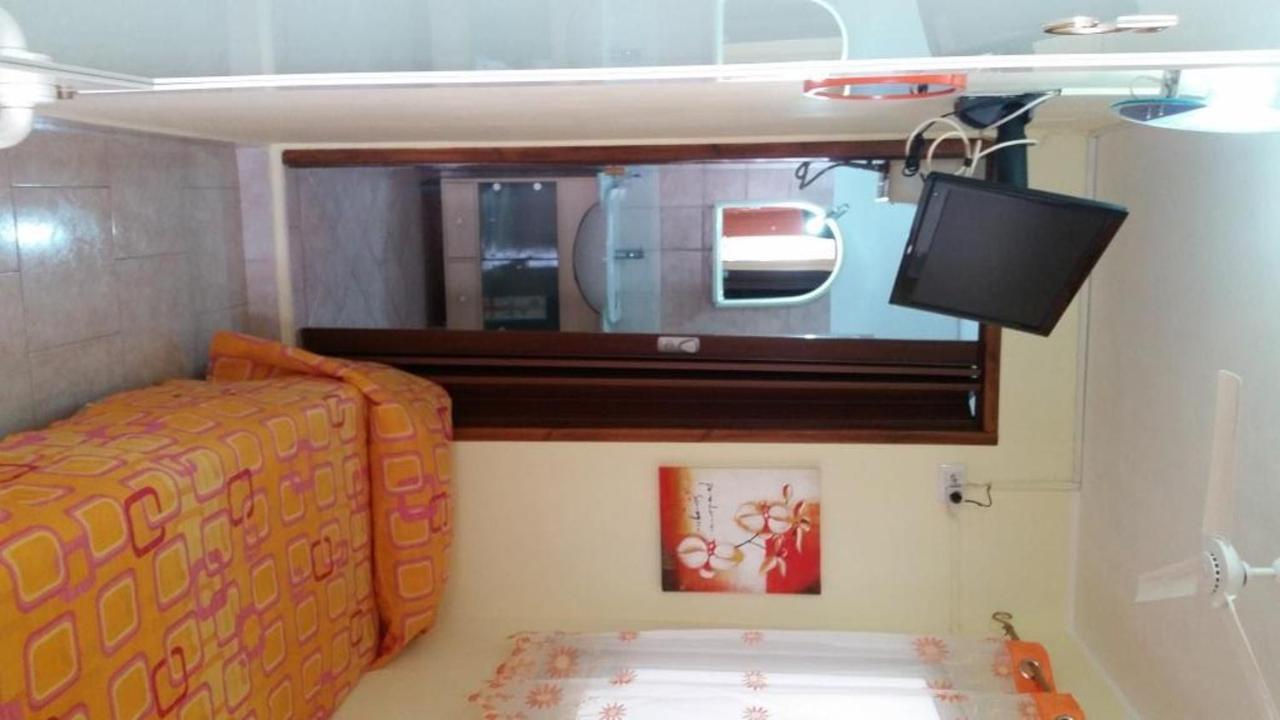 Beb I Delfini Di Casa Paola Bed & Breakfast Mascali Rom bilde